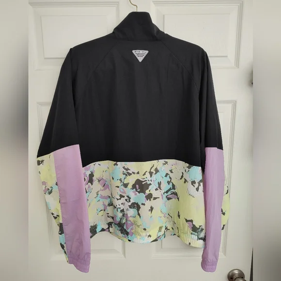 ~~COLUMBIA🩵PFG Windbreaker~~ - Picture 3 of 16